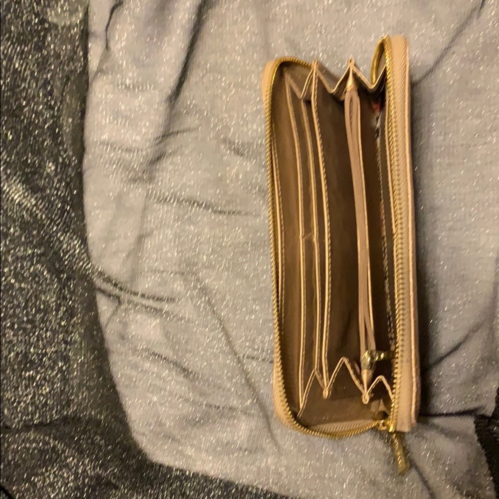 Women wallets - Picture 2 of 3